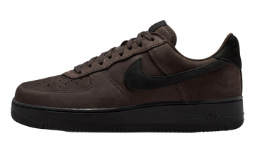 NIKE AIR FORCE 1 LOW RETRO PREMIUM QS BLACK TEA BLACK BADGELESS — Stock