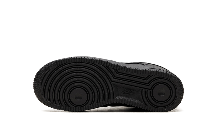 NIKE AIR FORCE 1 LOW RETRO PREMIUM TRIPLE BLACK BADGELESS