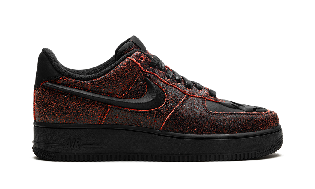 NIKE AIR FORCE 1 LOW RETRO QS HALLOWEEN SKULL