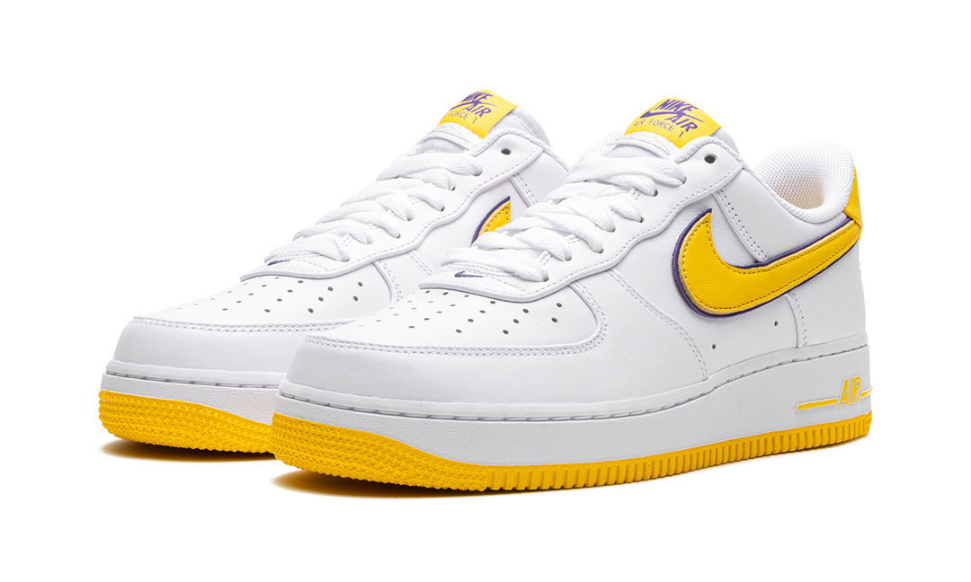 NIKE AIR FORCE 1 LOW RETRO QS KOBE BRYANT LAKERS HOME