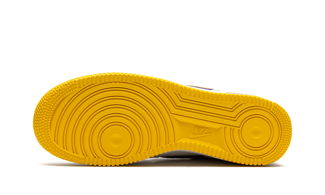 NIKE AIR FORCE 1 LOW RETRO QS KOBE BRYANT LAKERS HOME