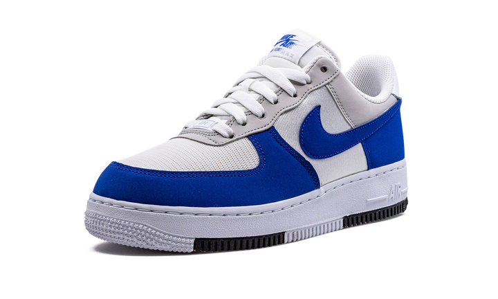 NIKE AIR FORCE 1 LOW ROYAL AIR MAX 1