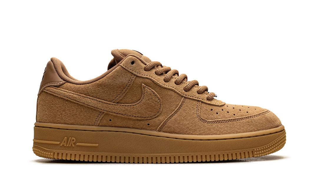NIKE AIR FORCE 1 LOW SB FLAX