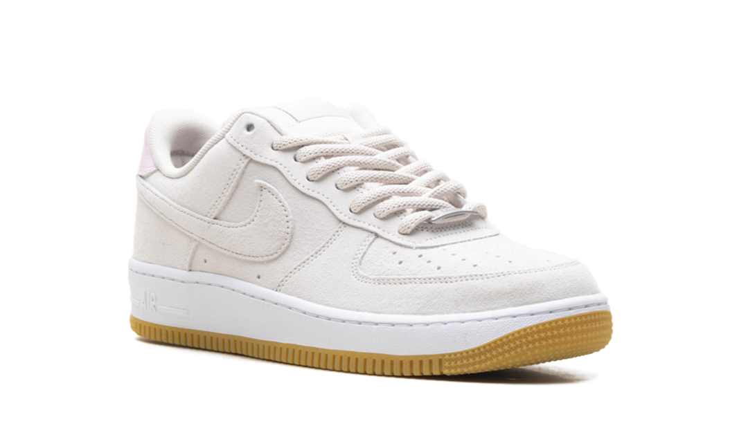 NIKE AIR FORCE 1 LOW SB LIGHT OREWOOD BROWN PINK