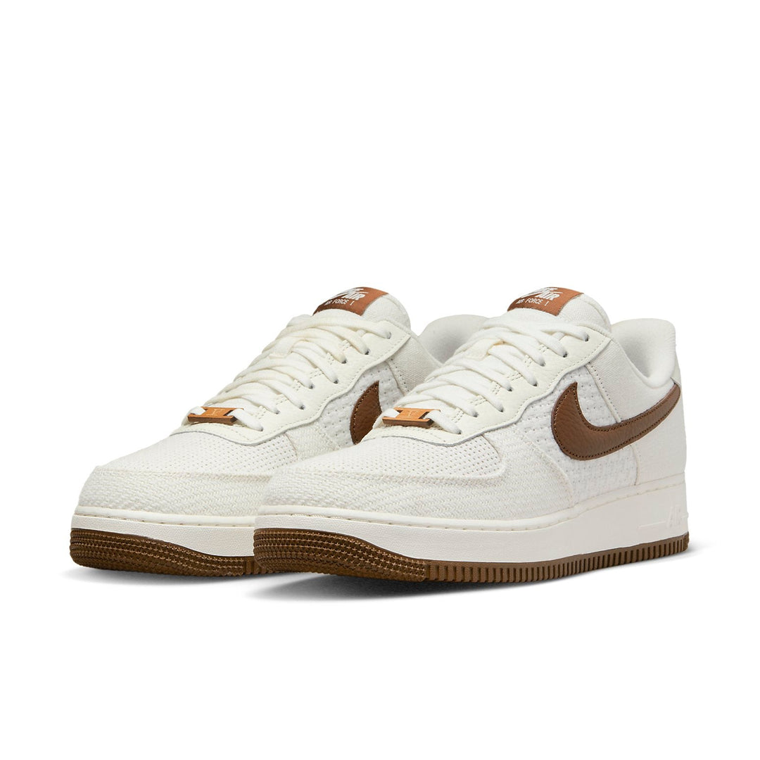 NIKE AIR FORCE 1 LOW SNKRS DAY 5TH ANNIVERSARY — Stock 