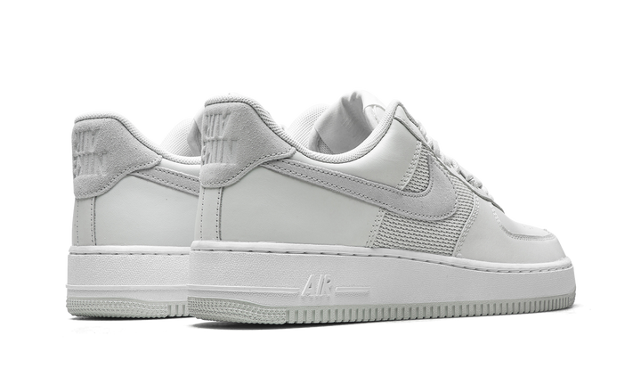 NIKE AIR FORCE 1 LOW SP X SLAM JAM WHITE — Stock 