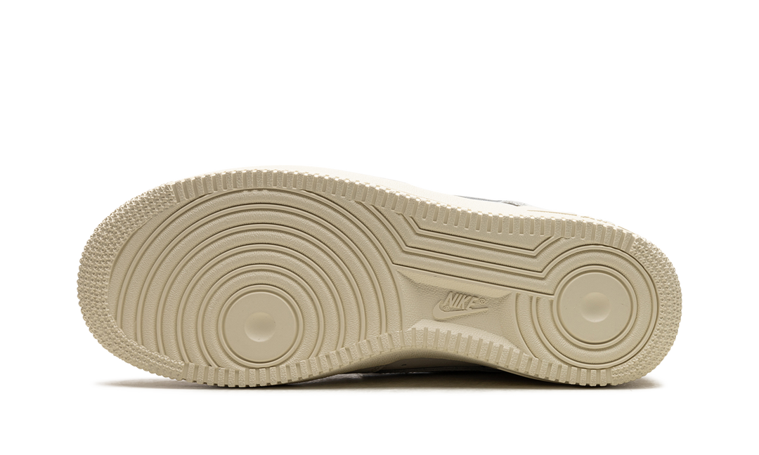 NIKE AIR FORCE 1 LOW SUMMIT WHITE WOMENS