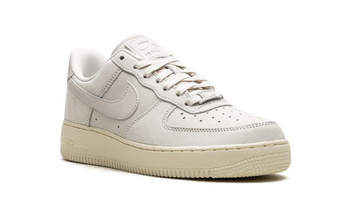 NIKE AIR FORCE 1 LOW SUMMIT WHITE WOMENS