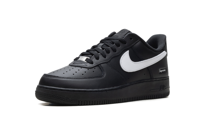 NIKE AIR FORCE 1 LOW SUPREME BLACK WHITE