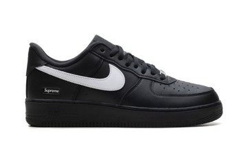 NIKE AIR FORCE 1 LOW SUPREME BLACK WHITE — Stock