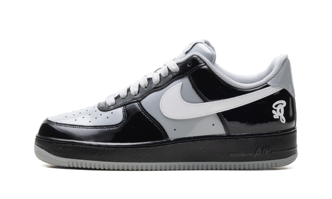NIKE AIR FORCE 1 LOW SYNA CENTRAL CEE BLACK WHITE SMOKE GREY — Stock 
