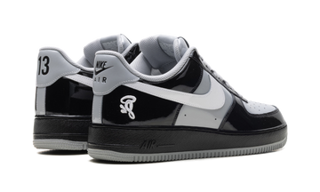 NIKE AIR FORCE 1 LOW SYNA CENTRAL CEE BLACK WHITE SMOKE GREY — Stock