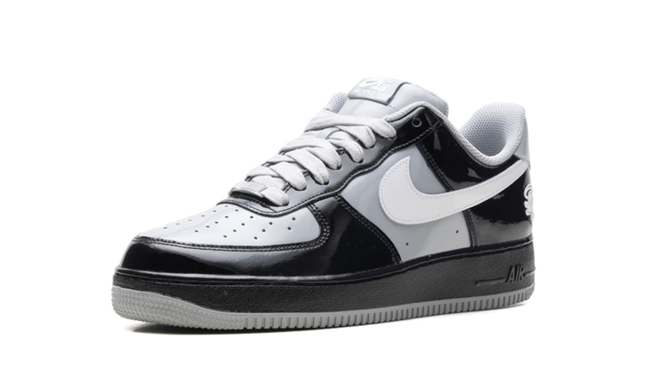 NIKE AIR FORCE 1 LOW SYNA CENTRAL CEE BLACK WHITE SMOKE GREY — Stock 