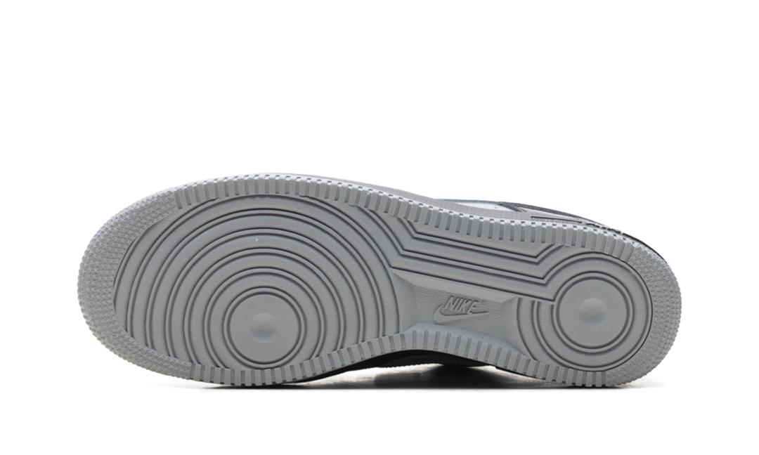 NIKE AIR FORCE 1 LOW SYNA CENTRAL CEE BLACK WHITE SMOKE GREY — Stock 