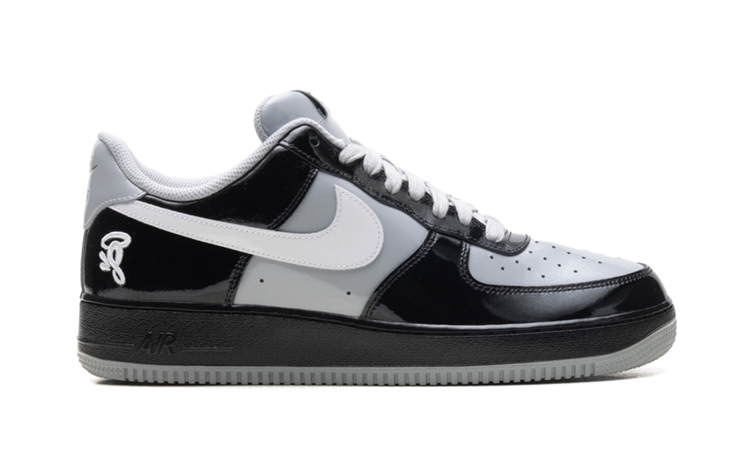 NIKE AIR FORCE 1 LOW SYNA CENTRAL CEE BLACK WHITE SMOKE GREY — Stock 