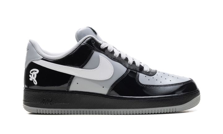 NIKE AIR FORCE 1 LOW SYNA CENTRAL CEE BLACK WHITE SMOKE GREY — Stock 