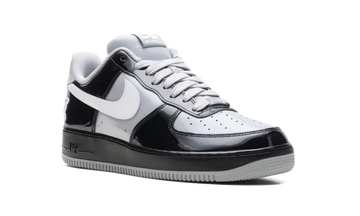 NIKE AIR FORCE 1 LOW SYNA CENTRAL CEE BLACK WHITE SMOKE GREY — Stock