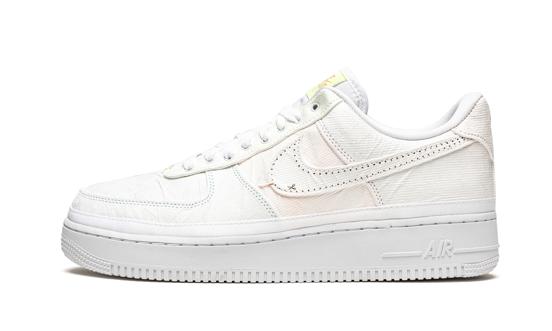 NIKE AIR FORCE 1 LOW TEAR-AWAY ARCTIC PUNCH SESAME