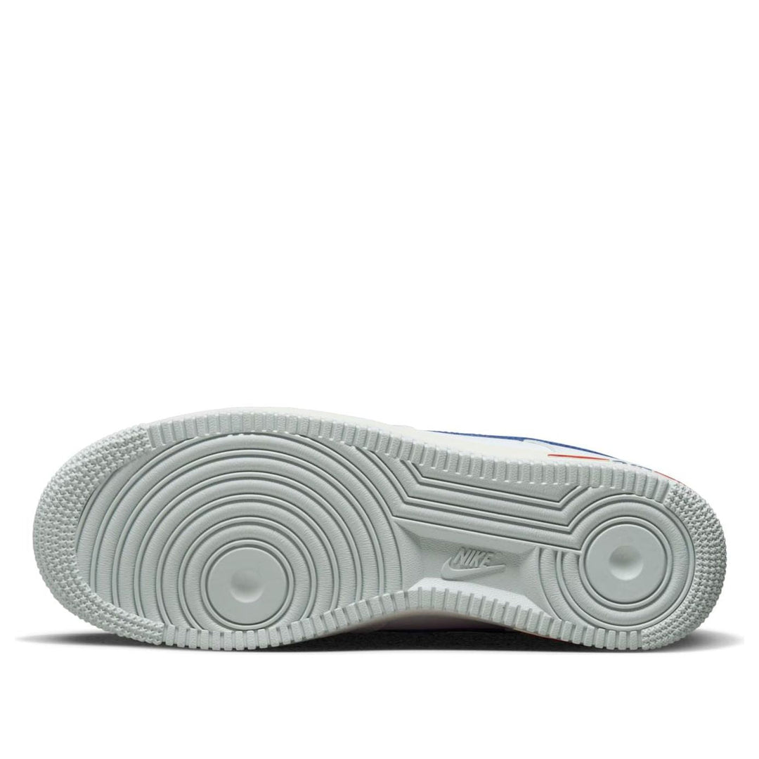 NIKE AIR FORCE 1 LOW USA WHITE — Stock 