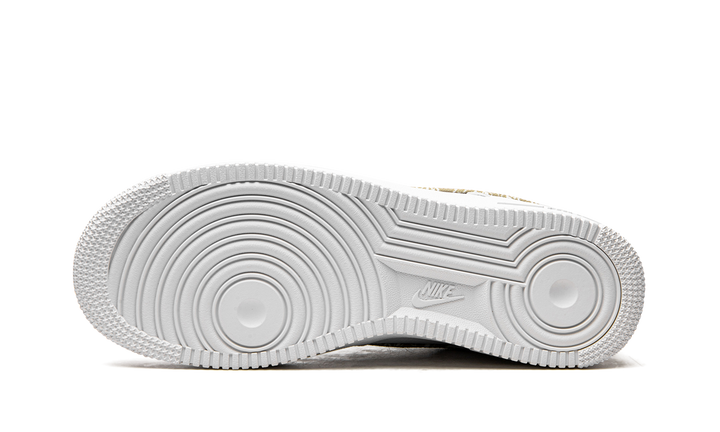 NIKE AIR FORCE 1 LOW WHITE BARLEY WOMENS