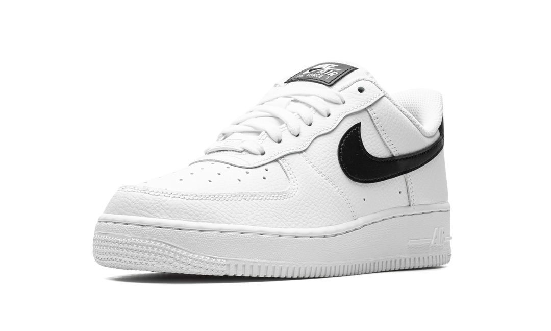 NIKE AIR FORCE 1 LOW WHITE BLACK (WOMEN&