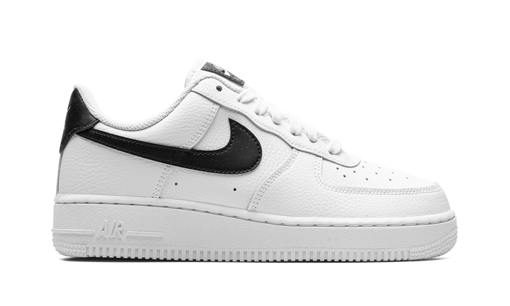 NIKE AIR FORCE 1 LOW WHITE BLACK (WOMEN&