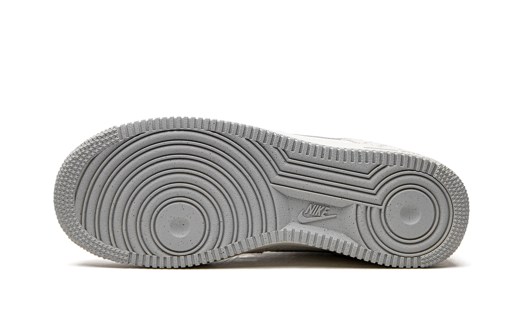 NIKE AIR FORCE 1 LOW WHITE PYTHON WOMENS