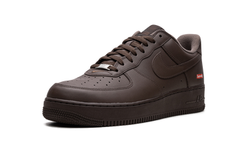 NIKE AIR FORCE 1 LOW X SUPREME BAROQUE BROWN — Stock
