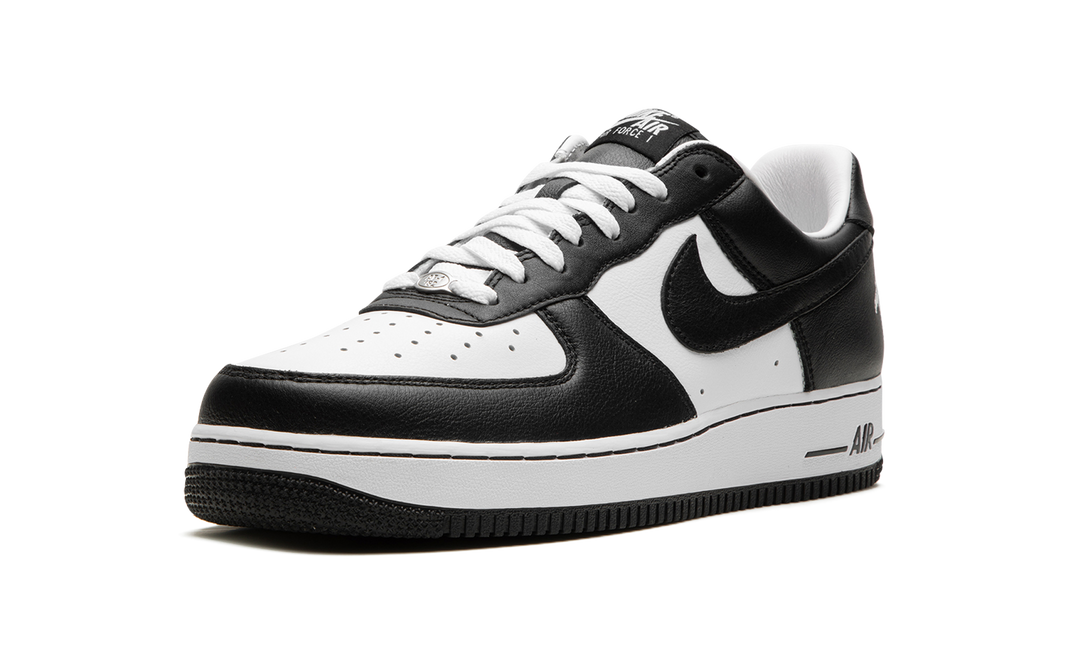 NIKE AIR FORCE 1 LOW X TERROR SQUAD WHITE BLACK