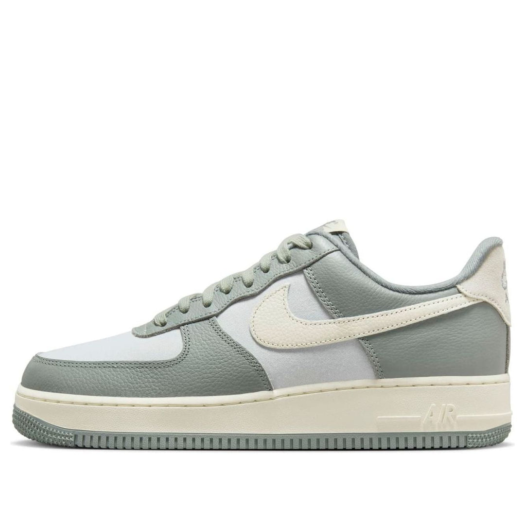 NIKE AIR FORCE 1 LX COCONUT MILK MICA GREEN