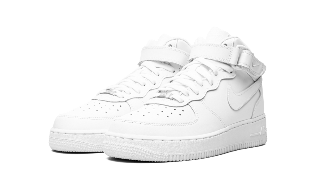 NIKE AIR FORCE 1 MID LE TRIPLE WHITE GS
