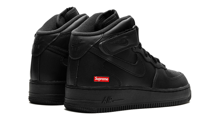 NIKE AIR FORCE 1 MID SUPREME BLACK — Stock 