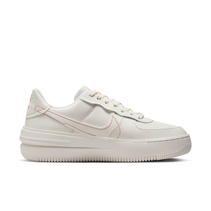 NIKE AIR FORCE 1 PLT.AF.ORM SAIL CORAL CHALK