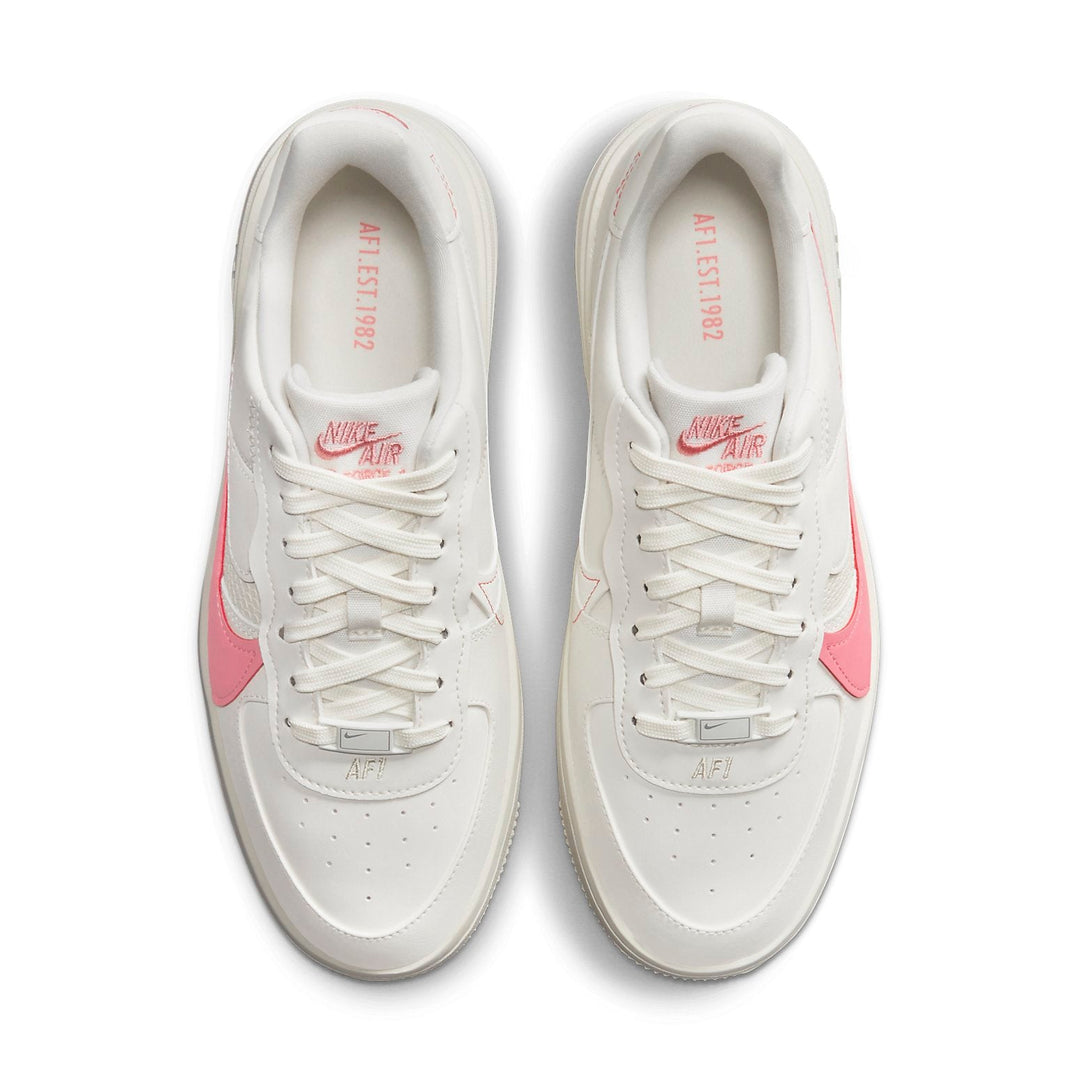 NIKE AIR FORCE 1 PLT.AF.ORM SAIL CORAL CHALK