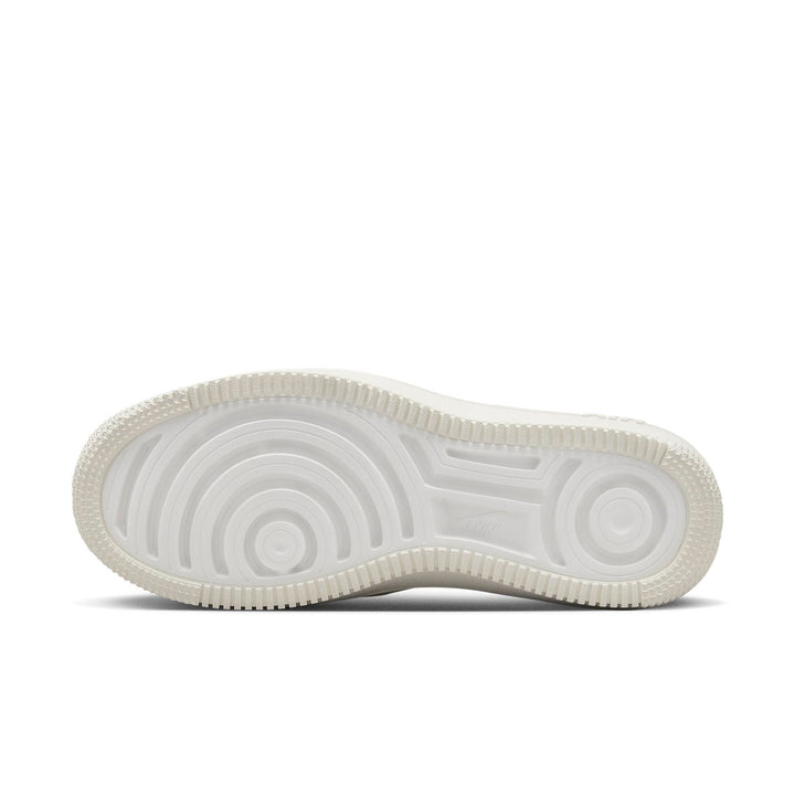 NIKE AIR FORCE 1 PLT.AF.ORM SAIL CORAL CHALK