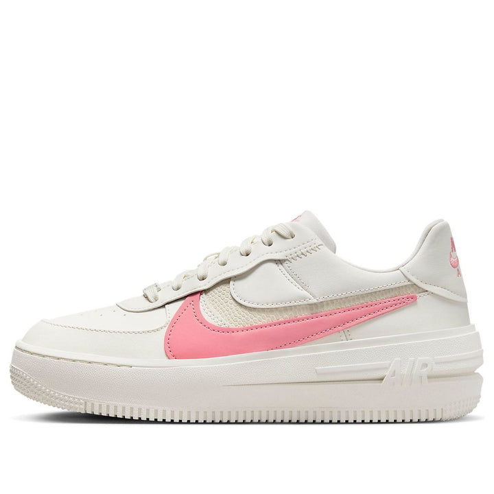 NIKE AIR FORCE 1 PLT.AF.ORM SAIL CORAL CHALK