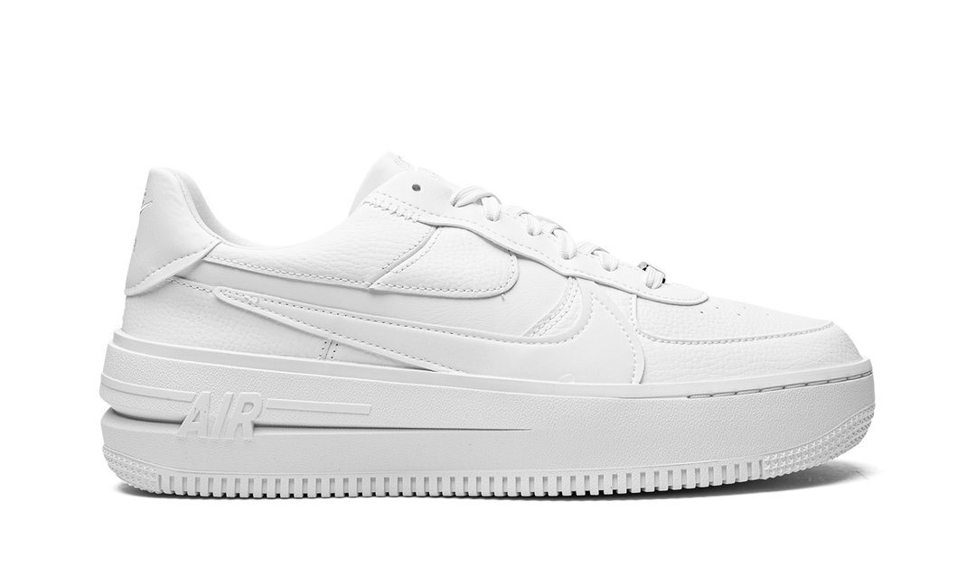 NIKE AIR FORCE 1 PLT.AF.ORM TRIPLE WHITE WOMENS