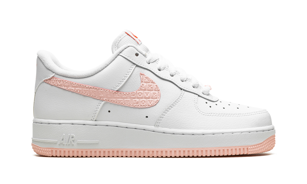 NIKE AIR FORCE 1 VALENTINE&