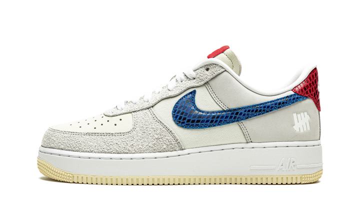 NIKE AIR FORCE 1 X UNDEFEATED 5 ON IT
