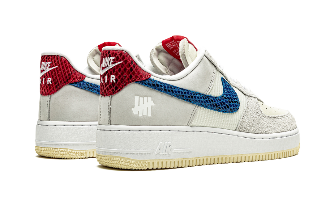 NIKE AIR FORCE 1 X UNDEFEATED 5 ON IT