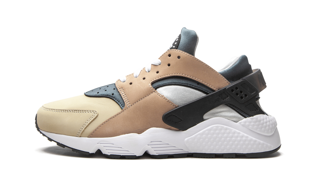 NIKE AIR HUARACHE ESCAPE 2021