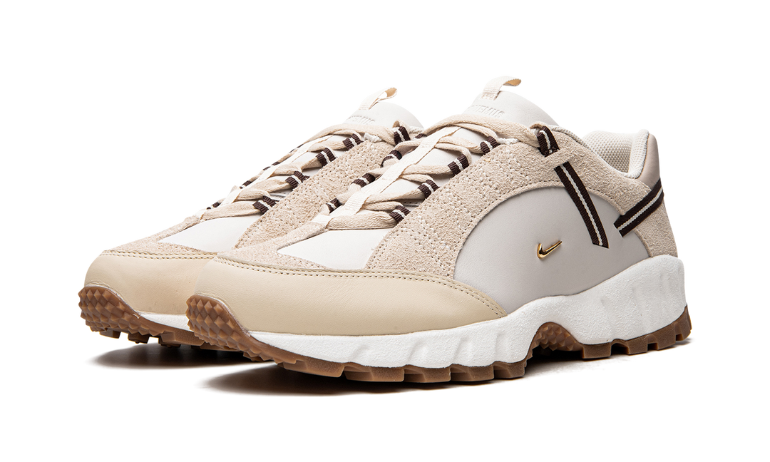 NIKE AIR HUMARA LX X JACQUEMUS BEIGE WOMENS