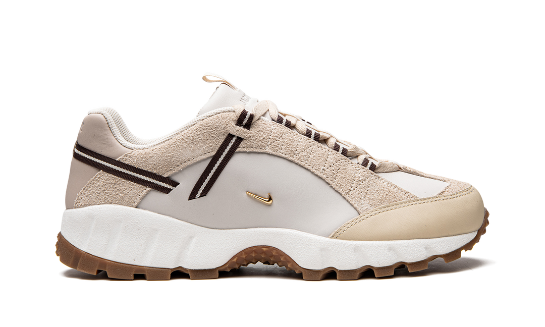 NIKE AIR HUMARA LX X JACQUEMUS BEIGE WOMENS