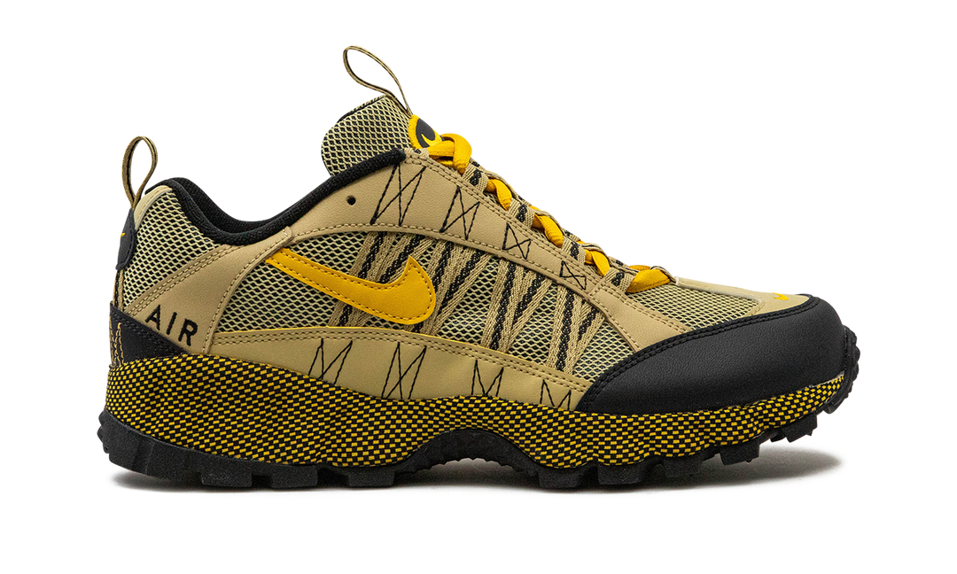NIKE AIR HUMARA QS WHEAT GRASS