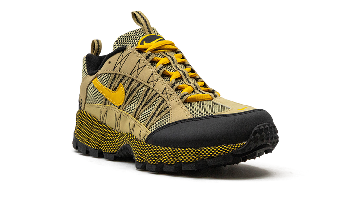 NIKE AIR HUMARA QS WHEAT GRASS