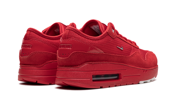 NIKE AIR MAX 1 &