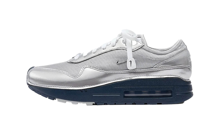 NIKE AIR MAX 1 &
