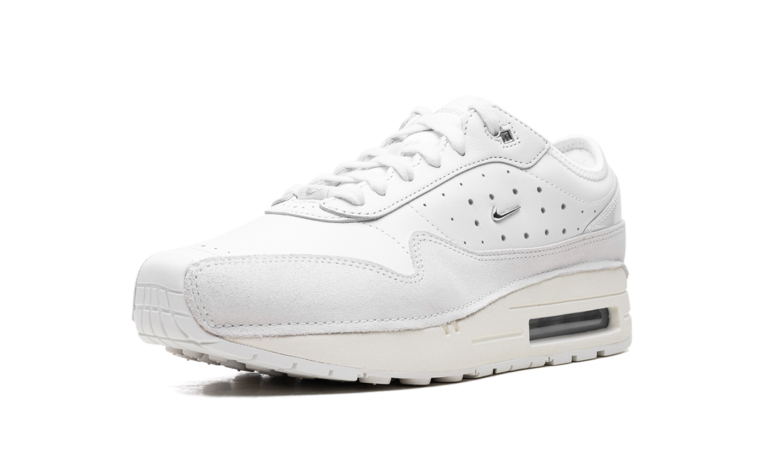 NIKE AIR MAX 1 &