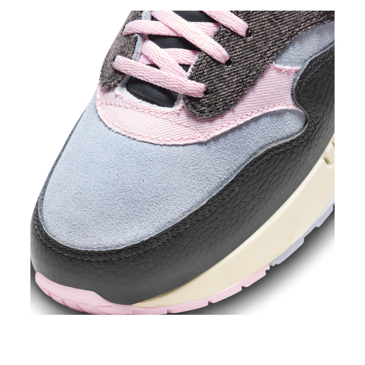 NIKE AIR MAX 1 &