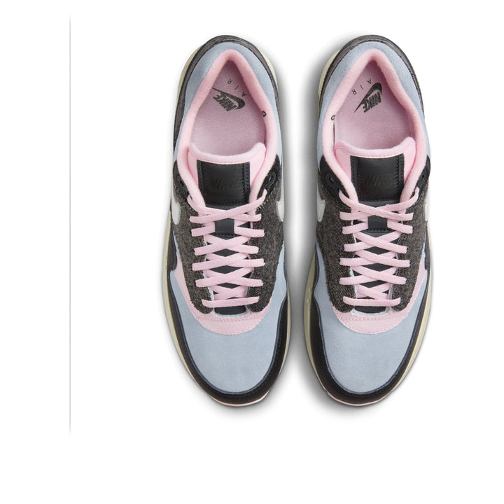 NIKE AIR MAX 1 &